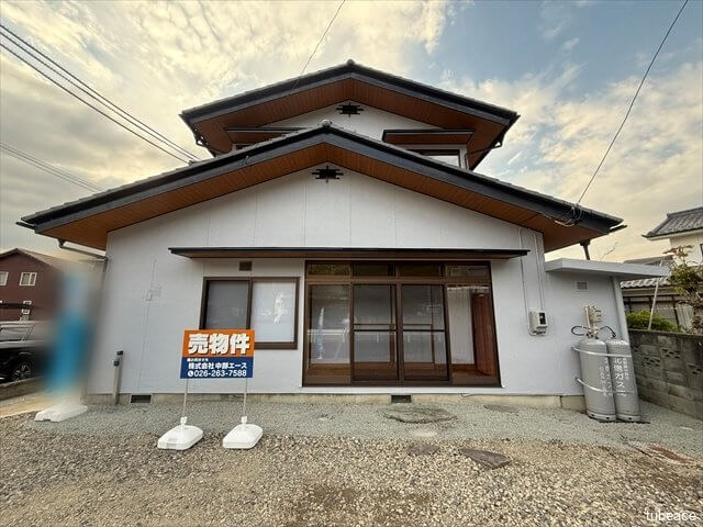 近隣に配慮された第一種低層住居専用地域の閑静な住宅地です。